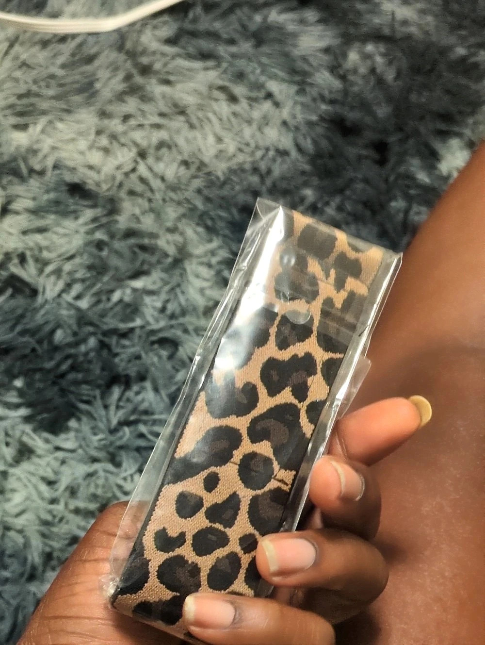 Leopard Print Hair Accessory - Picture 7 of 7
